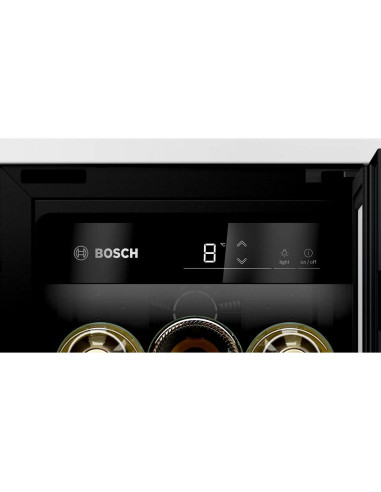 Podpultni hladnjak za vino Bosch KUW20VHF0